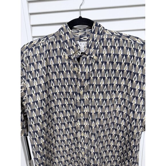 Vintage Tribute Men’s Size A Geometric Navy and Yellow Button Down Shirt - Picture 4 of 4